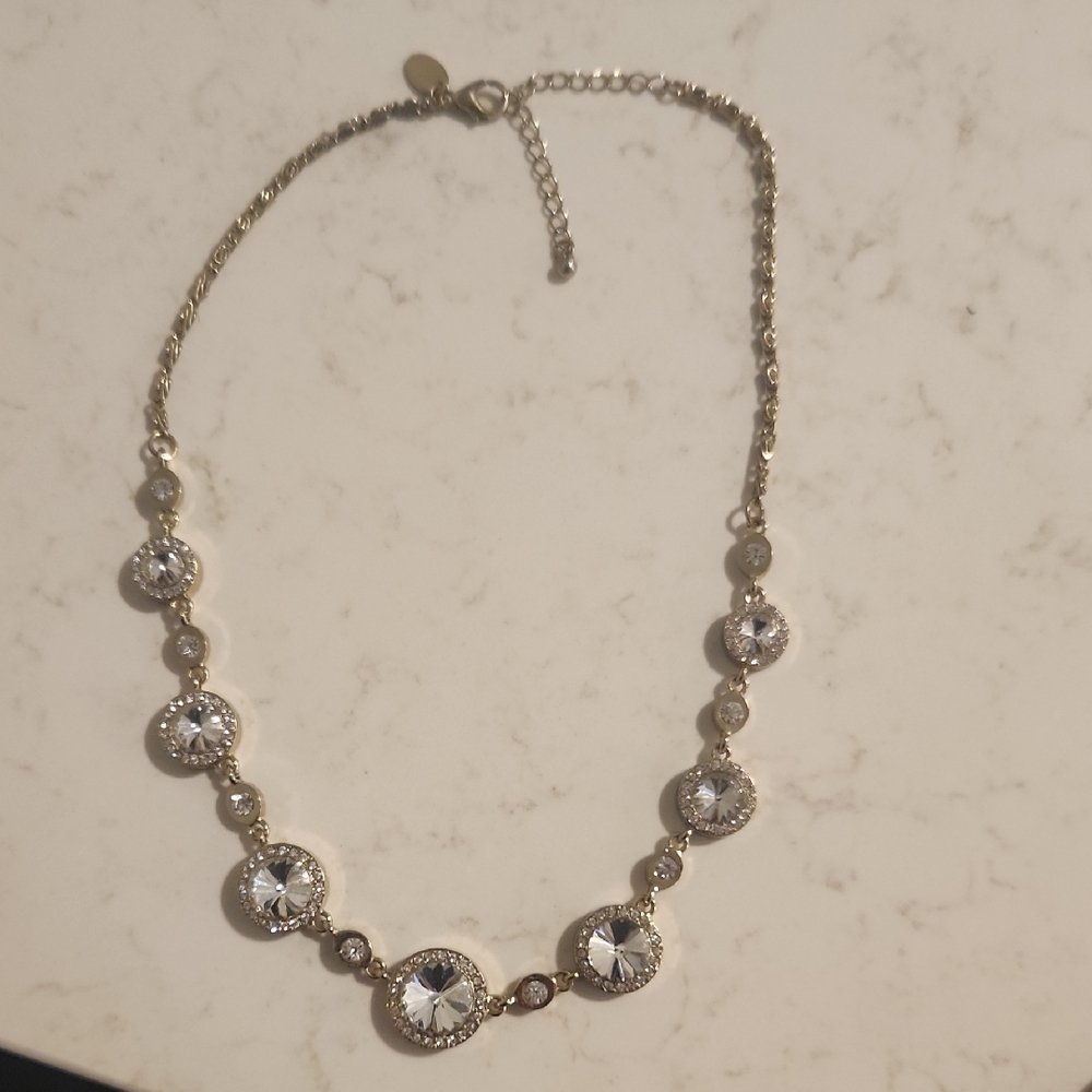 Elegant Gold Tone Necklace